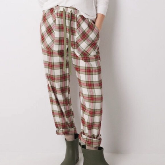 White Love Holiday Pajama Set with Top and Plaid Pants - Picture 9 of 13